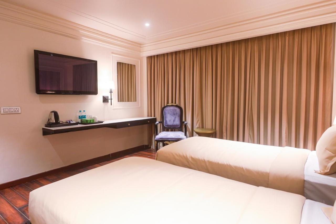 The Saga Park Hotel 4*